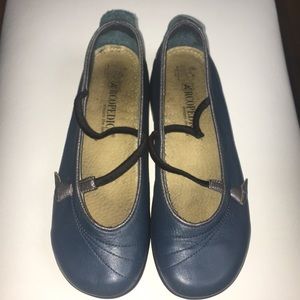 A’RCOPEDICO Blue Leather Mary Janes EUC 39
